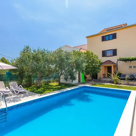 Villa Rosa *